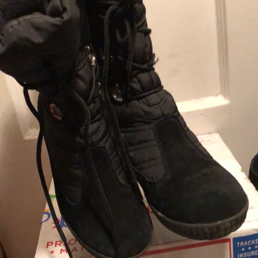 Snow boots. Must get out from my closet